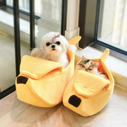 Cozy Banana Bed for Cats & Small Dogs – Soft, Cute & Comfy!