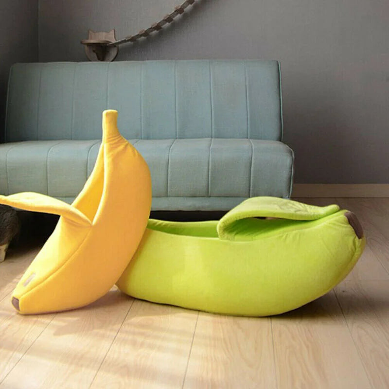 Cozy Banana Bed for Cats & Small Dogs – Soft, Cute & Comfy!