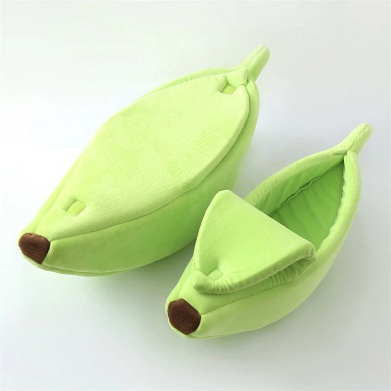 Cozy Banana Bed for Cats & Small Dogs – Soft, Cute & Comfy!